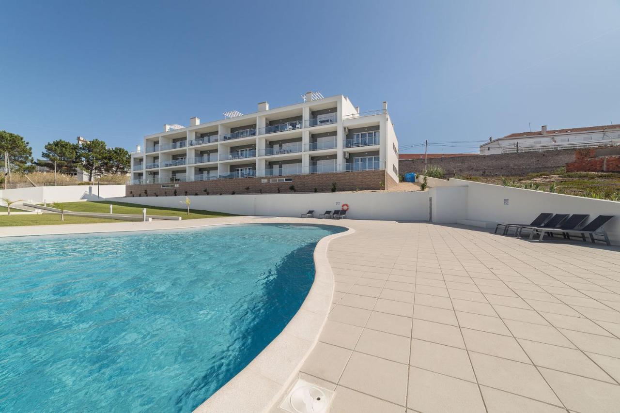 Muralha 2 - Holiday Apartments - By Sch Nazaré Exteriör bild